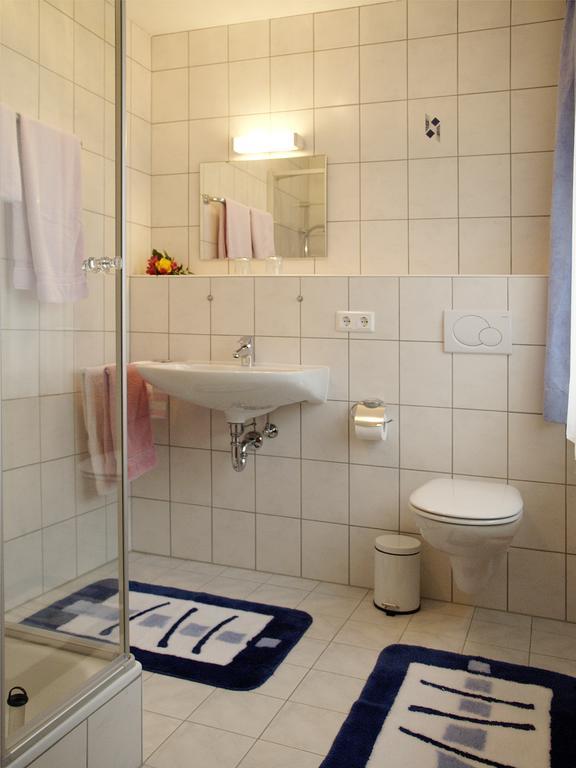Gaestehaus Brunner Egglfing Exteriör bild